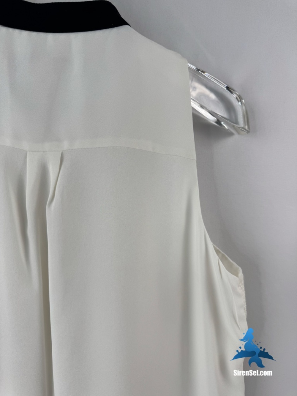 1313 LOFT Sleeveless Lace Panel Blouse – SP – Black White (Ivory) - Picture 11 of 16